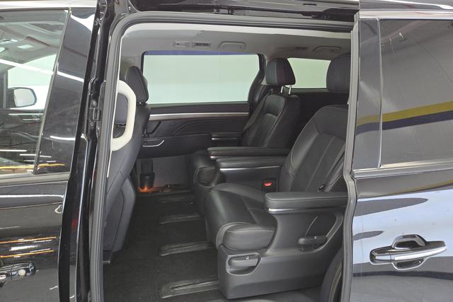 GAC Trumpchi Trumpchi M8 id 3810324 из Китая 9