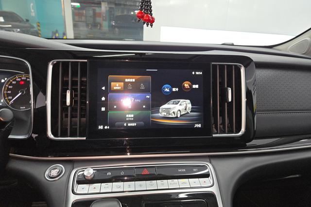 GAC Trumpchi Trumpchi M8 id 3810324 из Китая 10