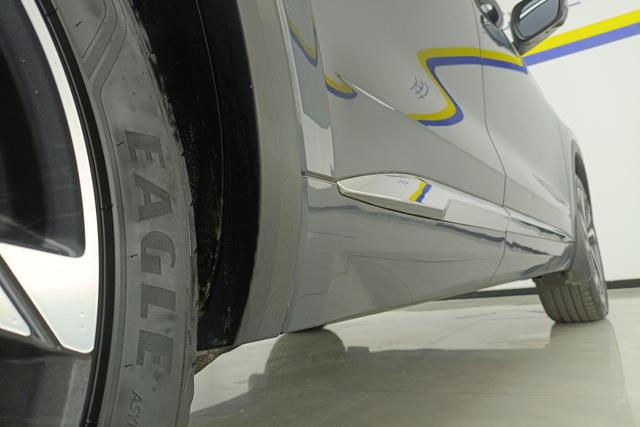 Geely Automobile Xingyue L 2022 Темно-серый из Китая, фото 2