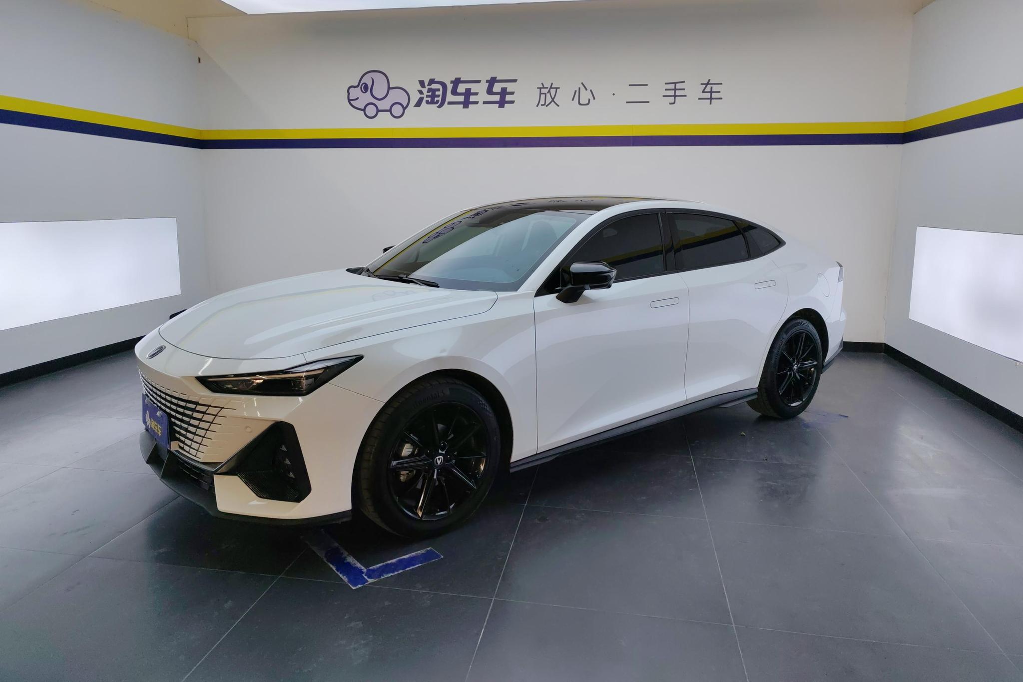 Changan UNI-V