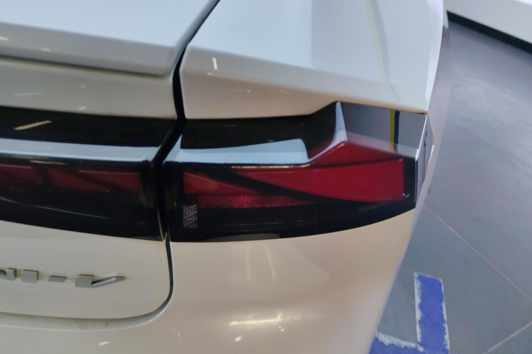 Changan UNI-V 2023 1.5T Luxury