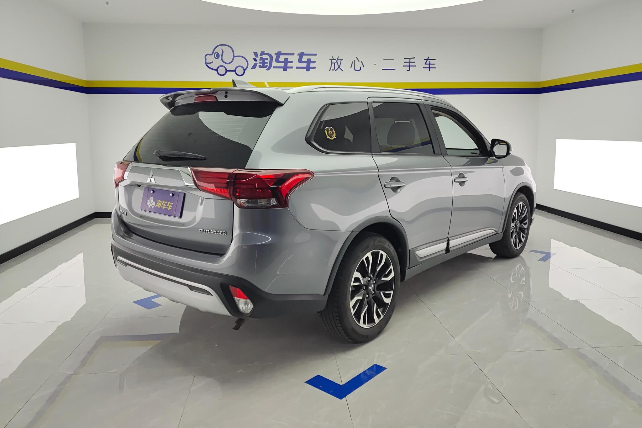 Mitsubishi Outlander 2020 2.0L Enjoy 5 мест