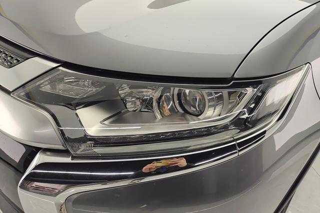 Mitsubishi Outlander 2020 2.0 L 2 WD 5 — фото 4