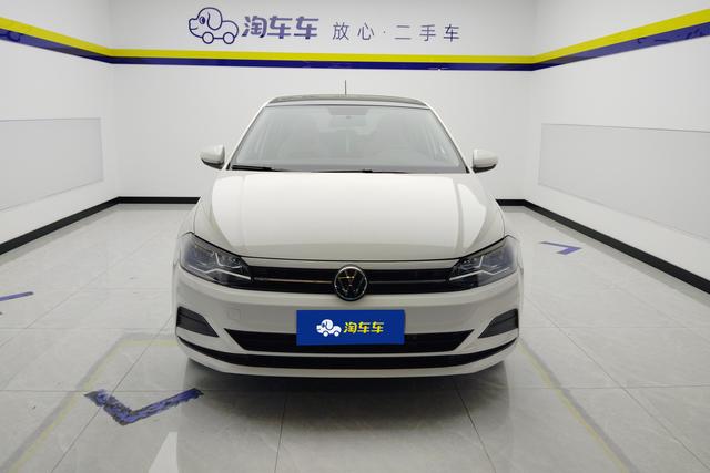 Volkswagen Polo 2021 Белый из Китая, фото 2