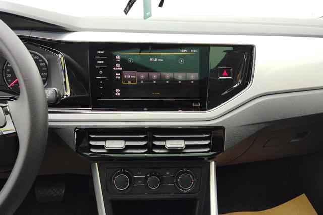 Volkswagen Polo 2021 Белый из Китая, фото 6