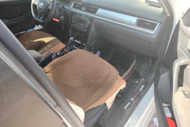 Volkswagen Bora id 3782864 из Китая 7