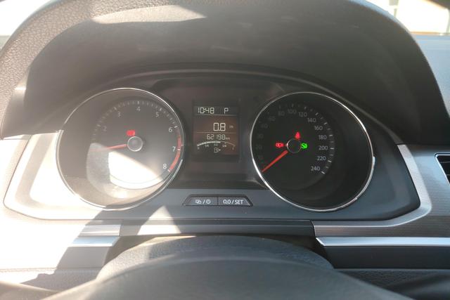 Volkswagen Bora id 3782864 из Китая 9