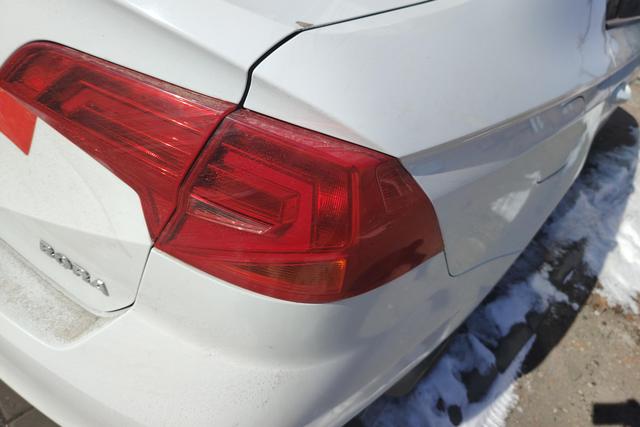 Volkswagen Bora id 3782864 из Китая 12