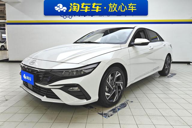 Hyundai Elantra 2023 1.5 L CVT GLX