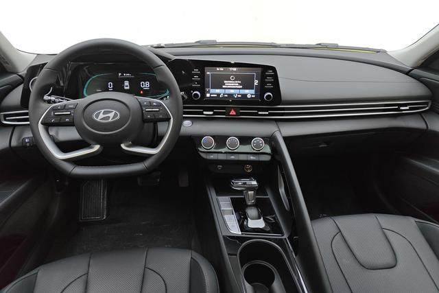 Hyundai Elantra id 3783094 из Китая 16