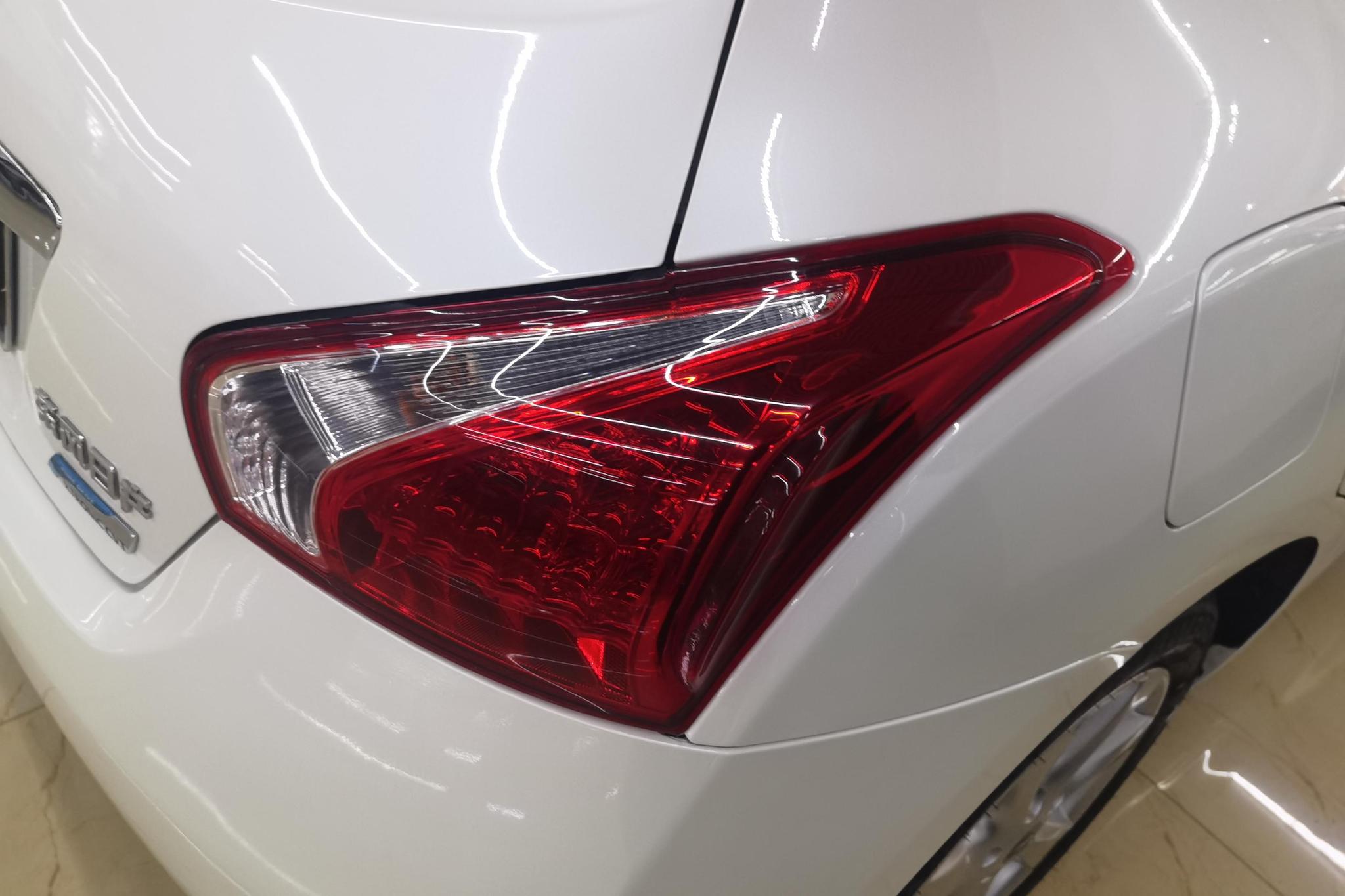 Nissan Tiida 2014 1.6L CVT Comfort