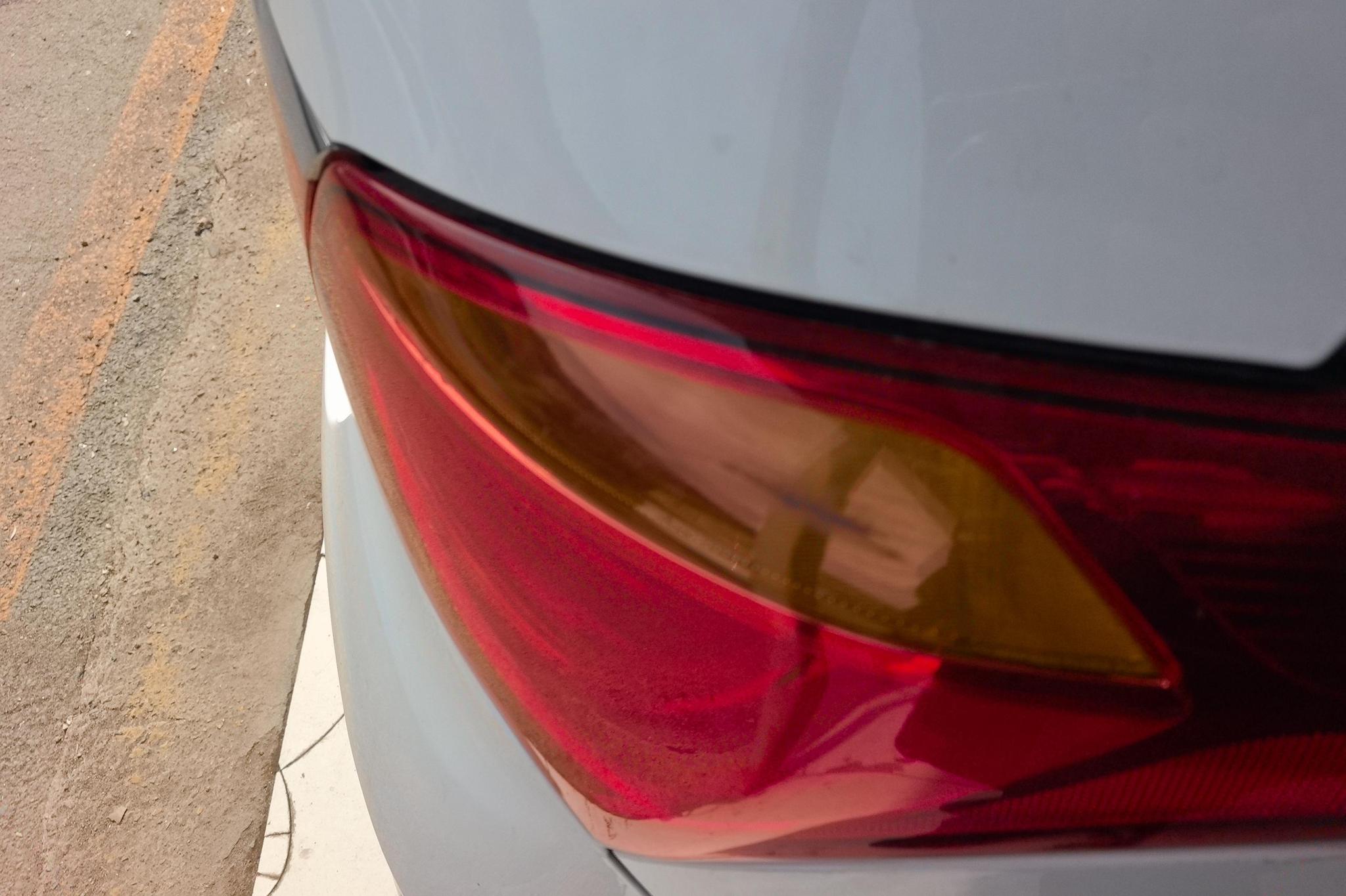 Hyundai Mistra 2019 1.8L AT GLS VI