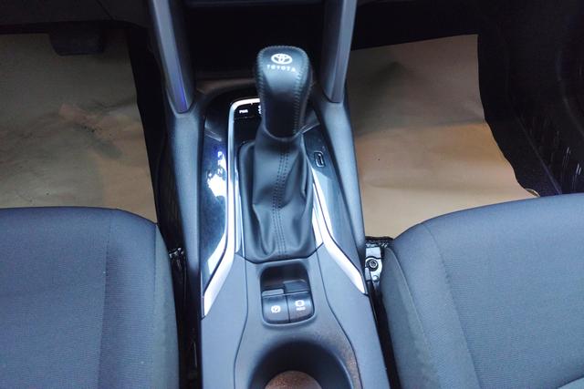 Toyota Corolla Cross 2023 2.0 L CVT — фото 15