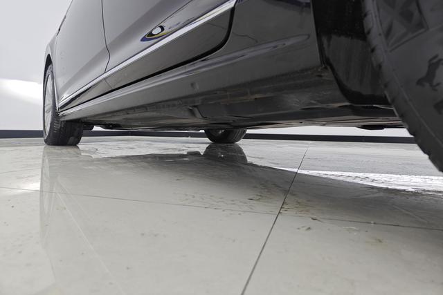 Volkswagen Passat id 3785123 из Китая 11