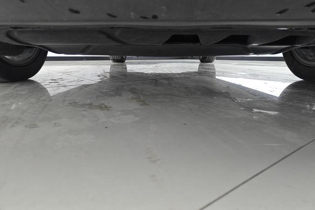 Volkswagen Passat id 3785123 из Китая 12