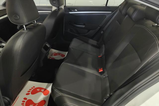 Volkswagen Bora 2022 Белый из Китая, фото 5