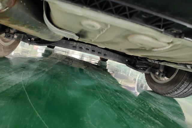 Volkswagen Bora id 3782413 из Китая 10