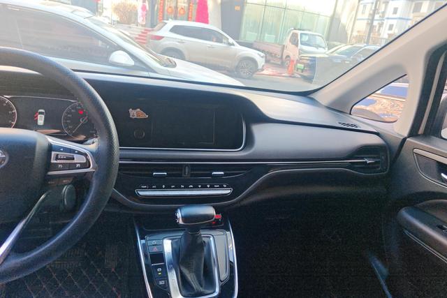 GAC Trumpchi Trumpchi M6 2020 Белый из Китая, фото 4