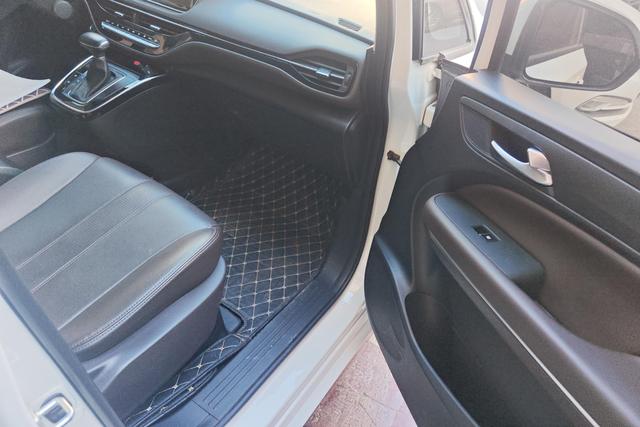 GAC Trumpchi Trumpchi M6 2020 Белый из Китая, фото 5