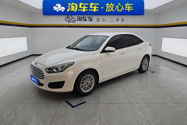 Ford Escort 2015 1.5 L MTComfort