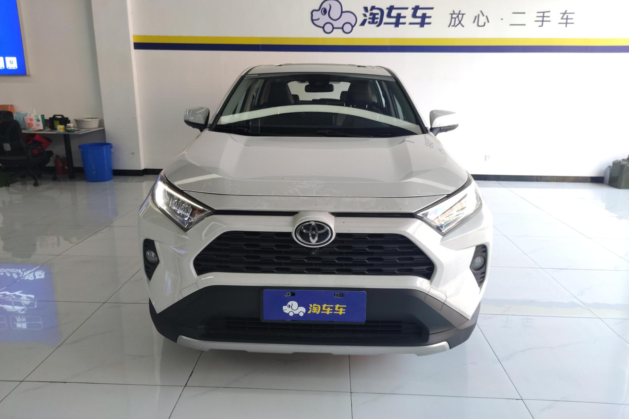 Toyota RAV4 2021 2.0L CVT Plus