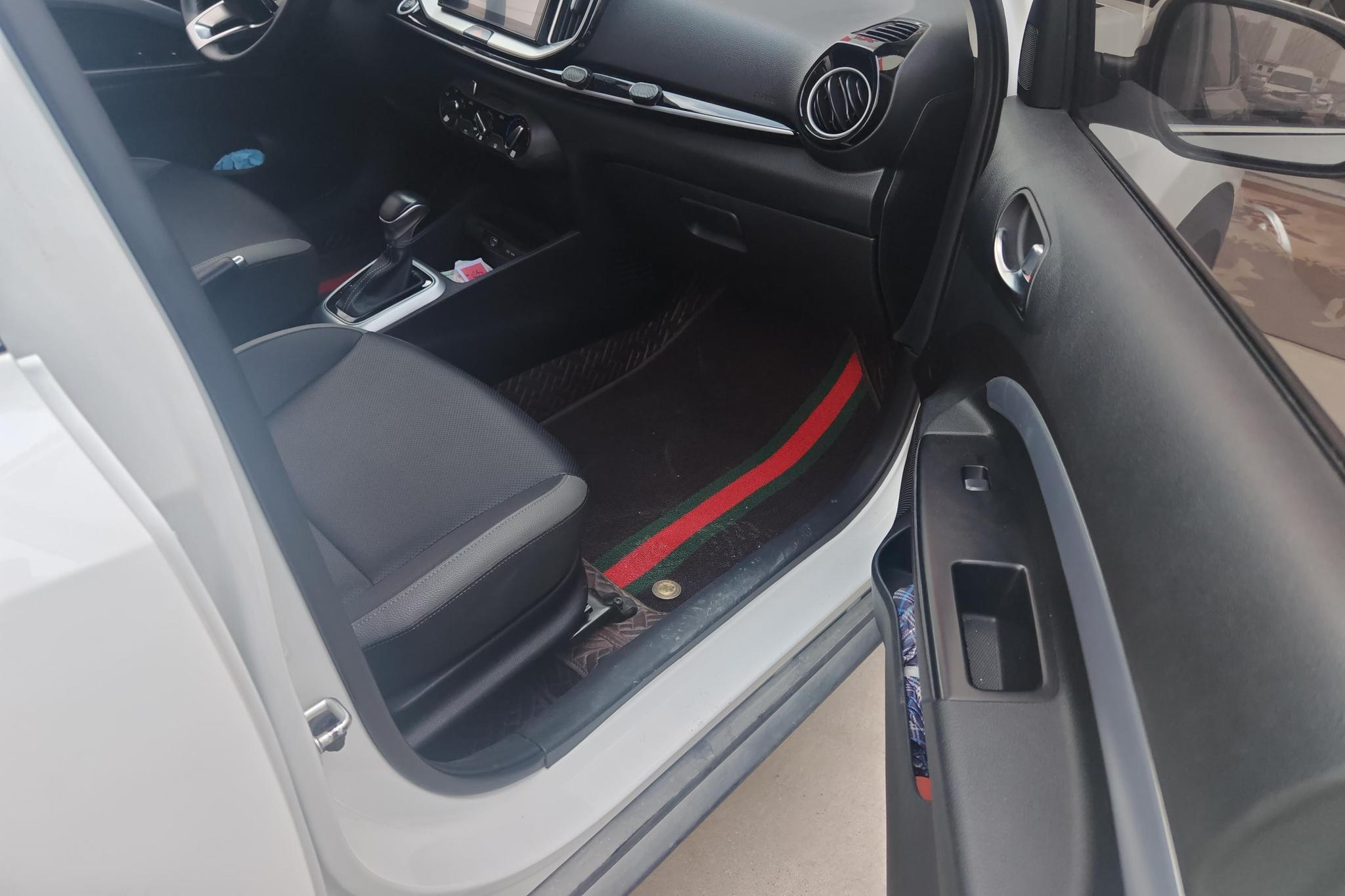 Kia KX1 2019 1.4L AT V