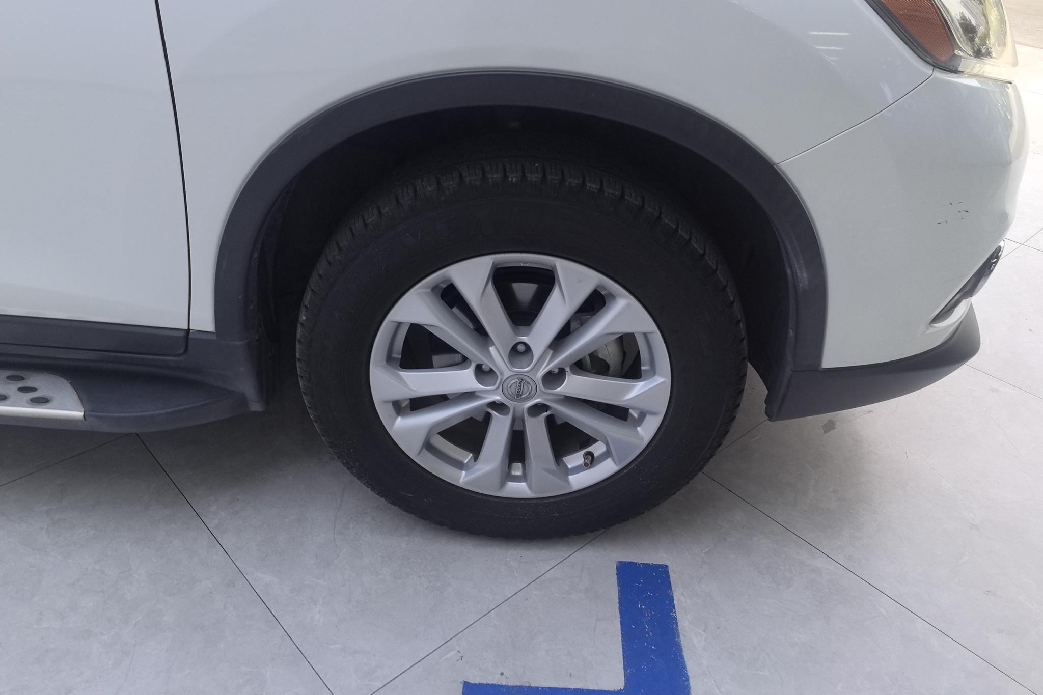 Nissan X-Trail 2014 2.0L CVT Comfort 2WD