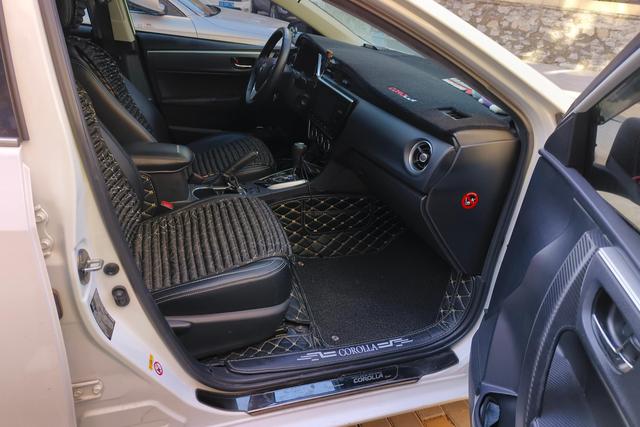 Toyota Corolla 2018 Белый из Китая, фото 4