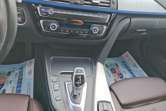 BMW 3 series 2019 Белый из Китая