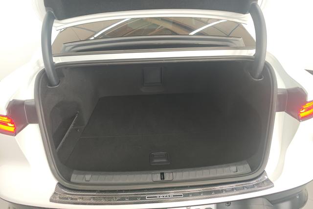 Lan Tu Chasing light PHEV 2023 Белый из Китая, фото 4