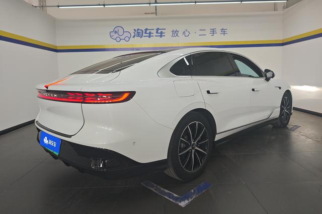 Lan Tu Chasing light PHEV id 3825538 из Китая 14