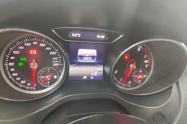Mercedes Benz GLA 2018 — фото 14