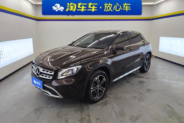Mercedes Benz GLA 2018 — фото 1