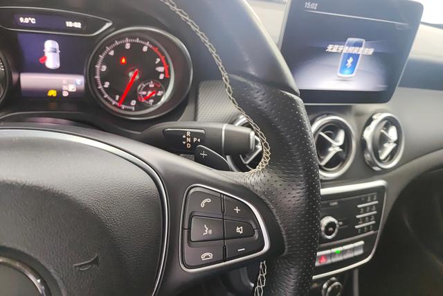 Mercedes Benz GLA 2018 — фото 15