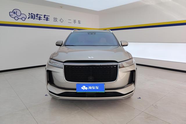 Ideal car Ideal ONE 2021 Серебристо-серый из Китая