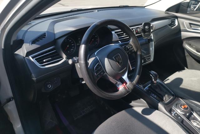 Roewe i5 id 3784148 из Китая 11