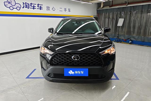 Toyota Corolla Cross 2022 2.0 L — фото 2