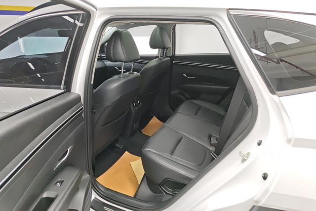 Hyundai Tucson 2023 L 1.5 T GLX 2 WD — фото 15