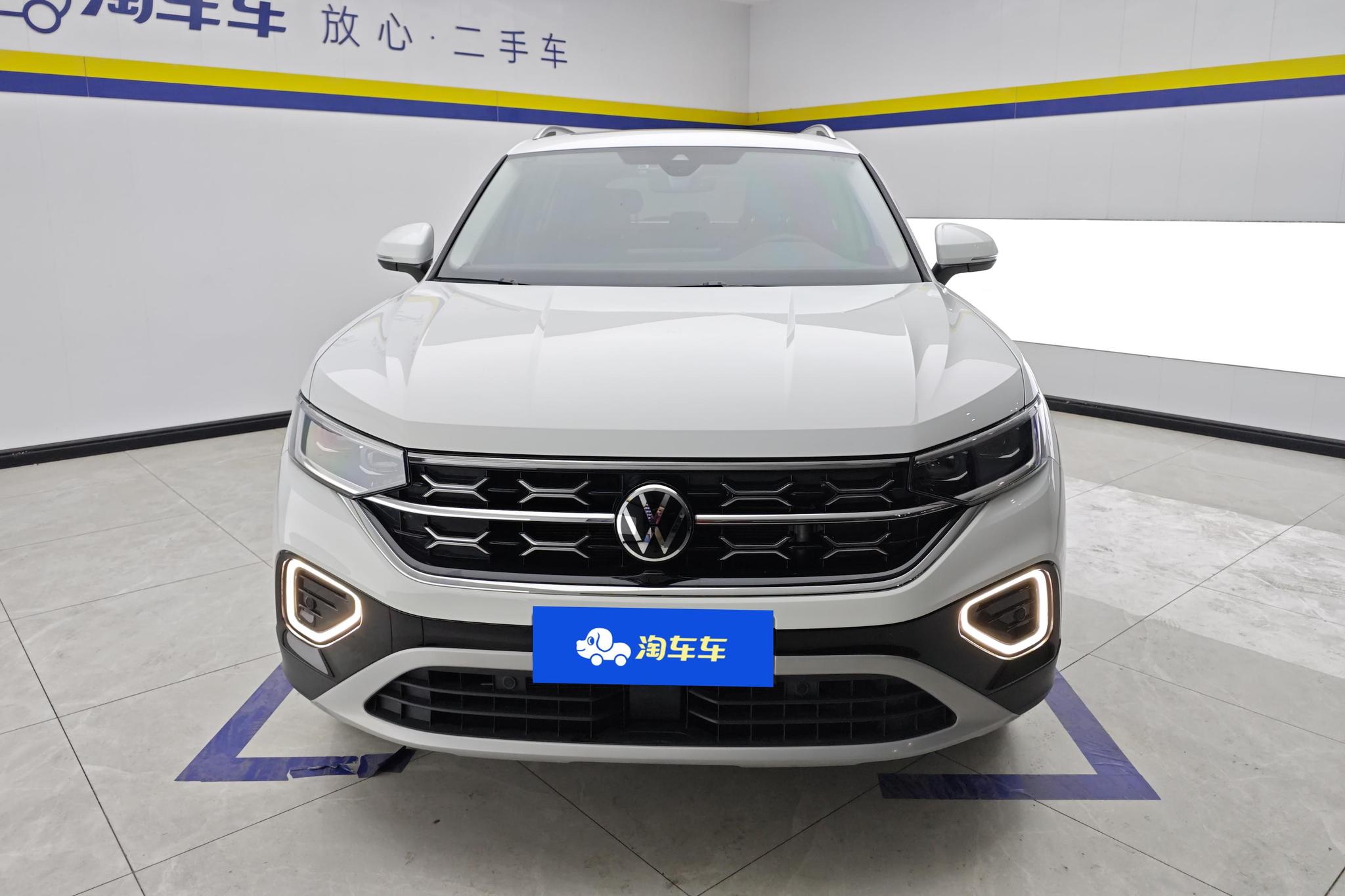 Volkswagen Tayron 2024 330TSI Luxury Plus