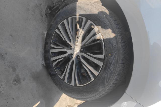 Honda Crown Road id 3783516 из Китая 10