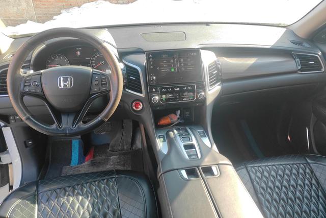 Honda Crown Road id 3783516 из Китая 13