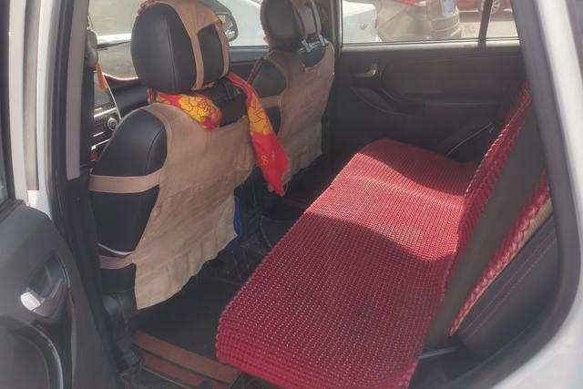 Chery Tiggo 3 2015 1.6 L MT — фото 15