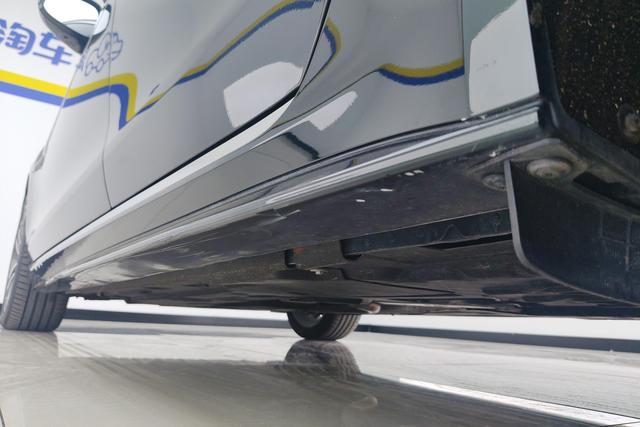 Jaguar XEL 2023 Зеленый из Китая, фото 3