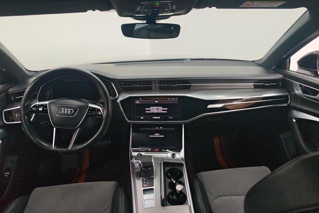 Audi A6L 2023 45 TFSI — фото 12