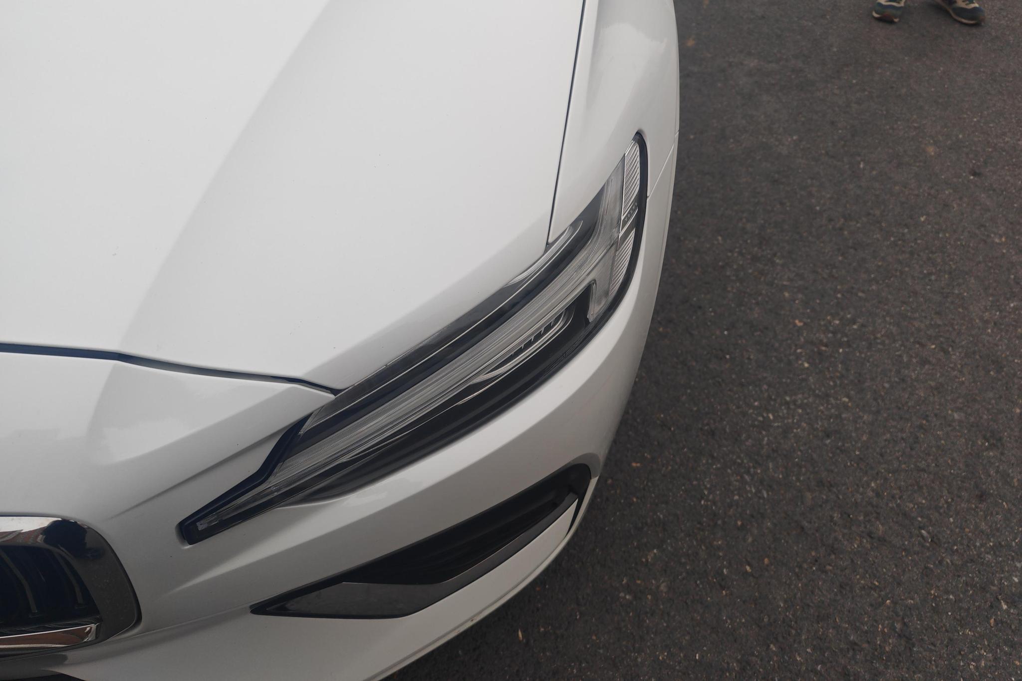 Volvo S60 2023 B4 Luxury
