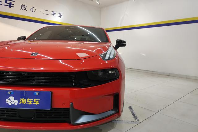 Lynk 03 2020 Красный из Китая, фото 3