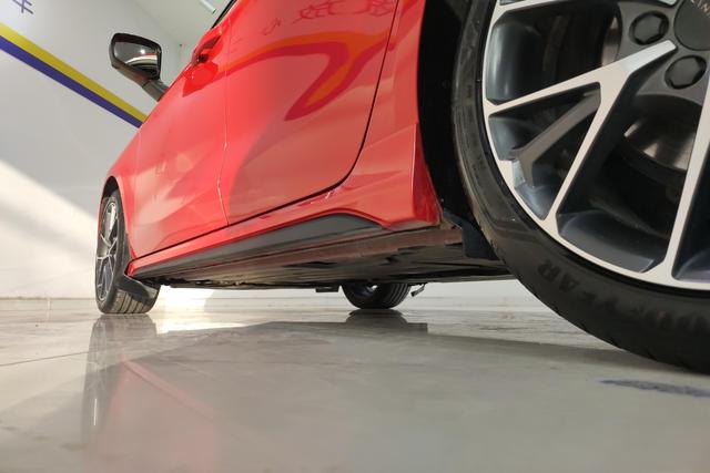 Lynk 03 2020 Красный из Китая, фото 5