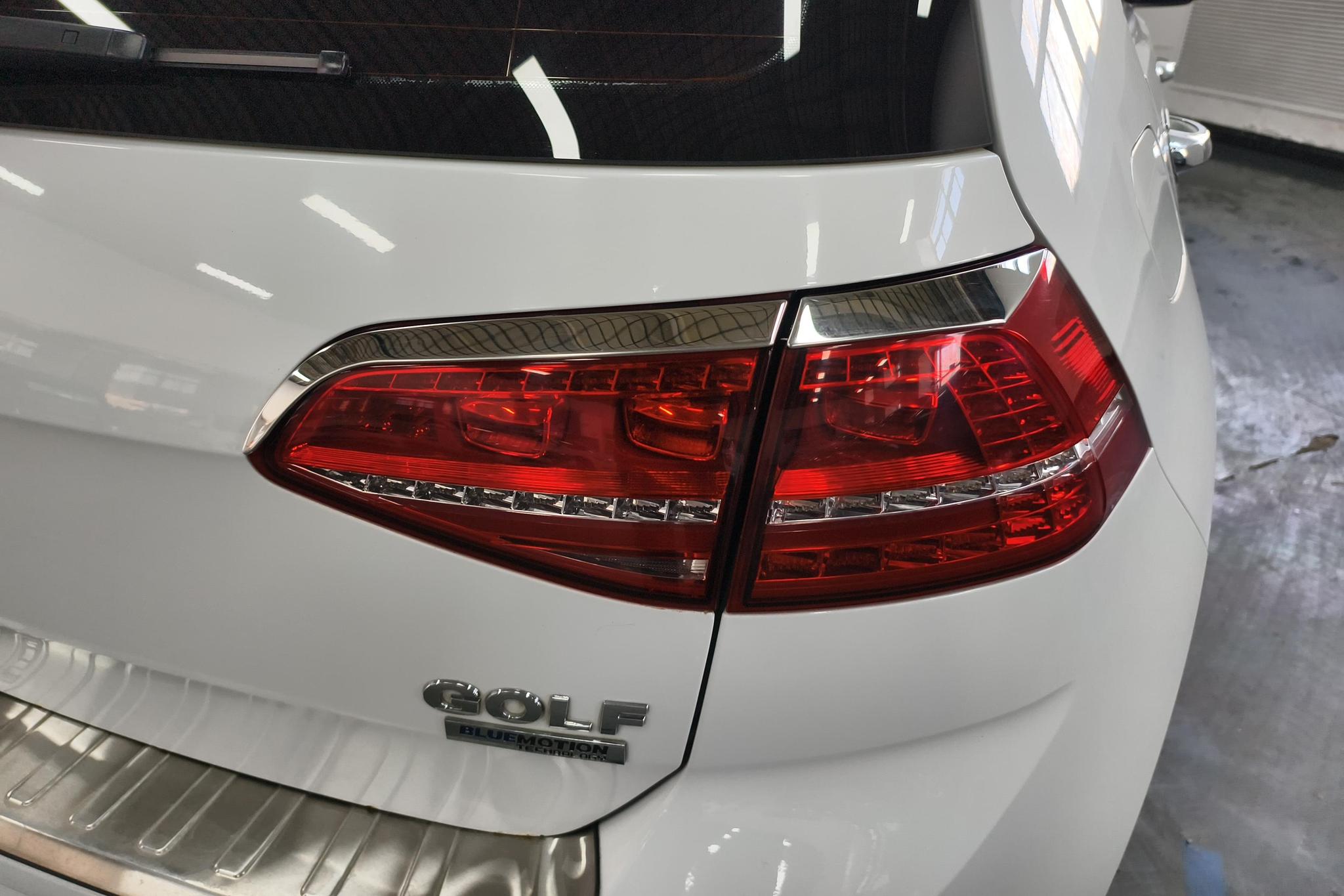 Volkswagen Golf 2015 1.6L AT Fashion