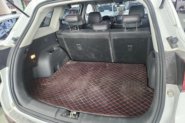 Chang'an CS75 2021 Белый из Китая, фото 5