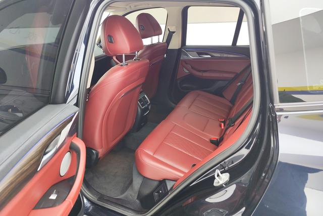 BMW X3 2023 x Drive 30i Leading M — фото 16
